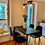 Charming Centre With Free Parking And Spacious Balcony Tallin