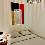 Charming Centre With Free Parking And Spacious Balcony Ταλίν