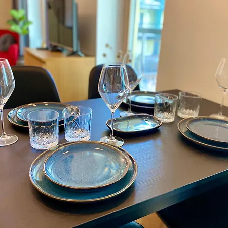 Charming Centre With Free Parking And Spacious Balcony טאלין