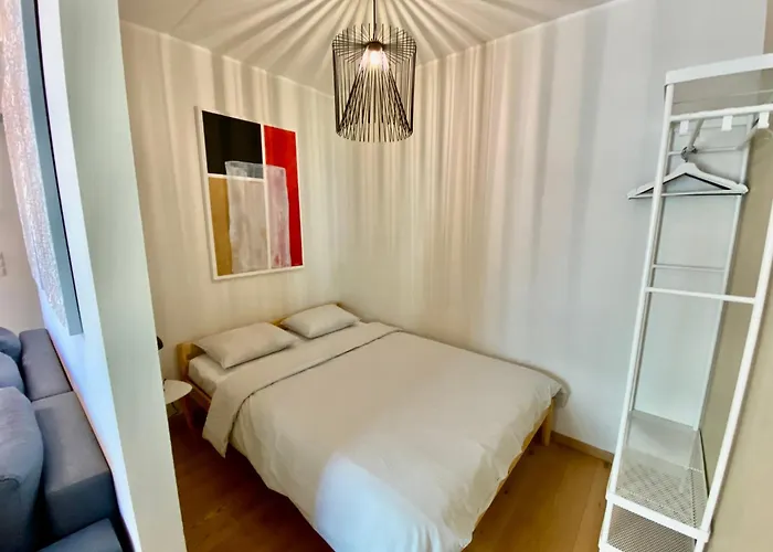 Charming Centre With Free Parking And Spacious Balcony 塔林